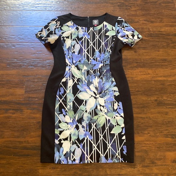 Vince Camuto Dresses & Skirts - Vince Camuto **Slimming** Black & Floral Midi Scuba Dress Size 14